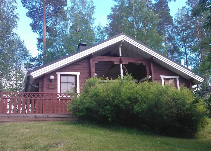 木屋 Lomamoekki Tahkon Kolo